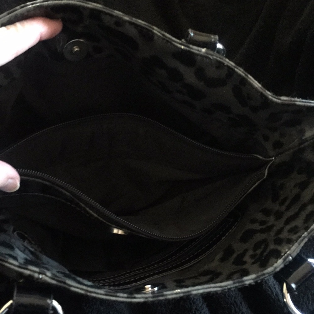GM Purse! - Picture 3 of 3